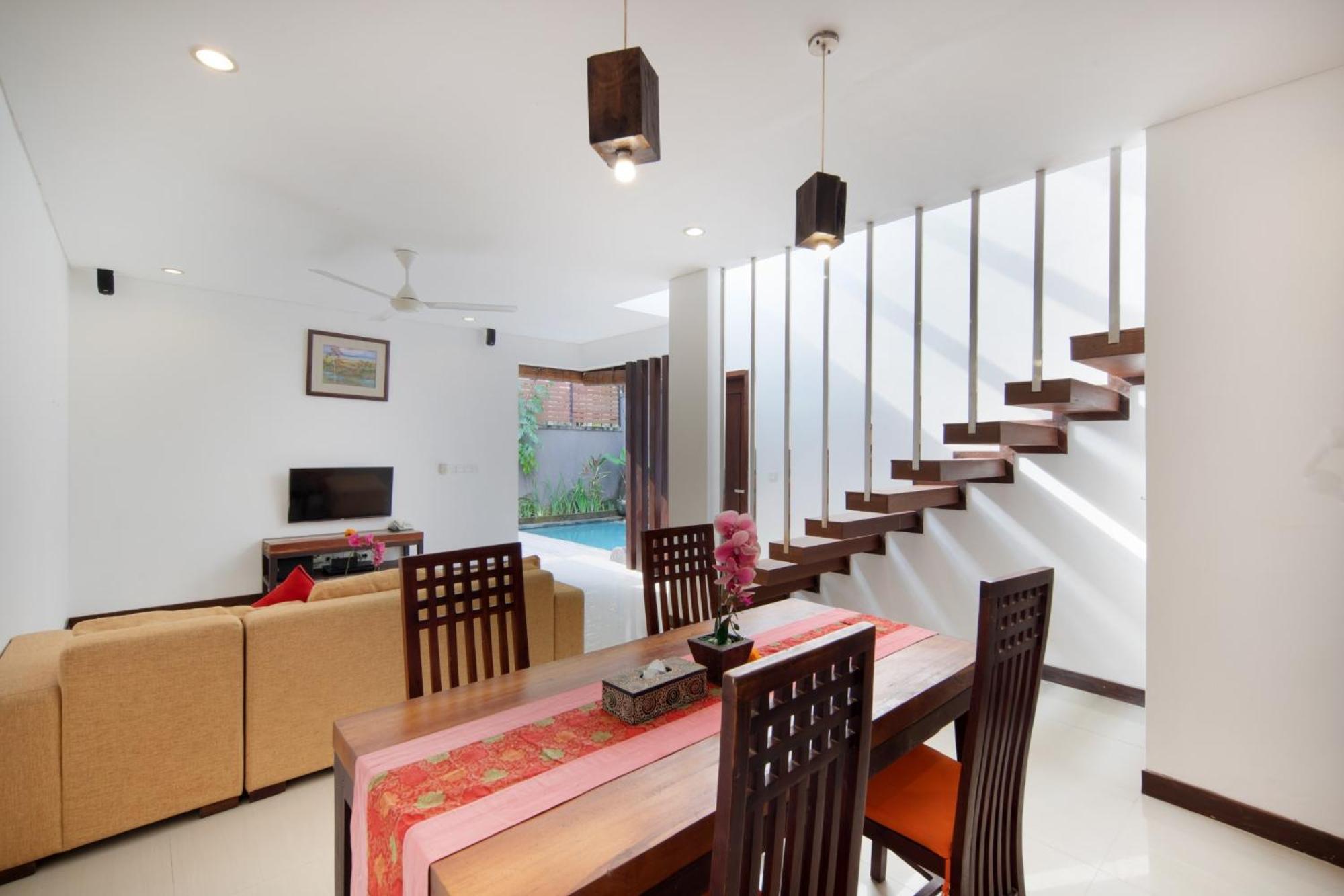 Canggu Circle Villa By Ini Vie Hospitality Exterior foto